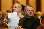 Kai kurie vežėjai buvo nusiteikę karingai viso kongreso metu, replikuodavo beveik kiekvieną iš tribūnos nuskambėjusią frazę. 