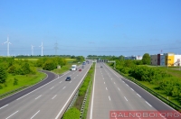 Vairuotojams, kurie yra patyrę sunkumų dėl kelių sąlygų Rytų Europoje, Vokietijos automagistralės yra tikriausias rojus, nepaisant kelių mokesčio.