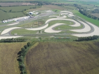 The Drivers‘ Fuel Challenge organizatoriai sudarė galimybę trasą apžiūrėto pro sraigtaspanio langą